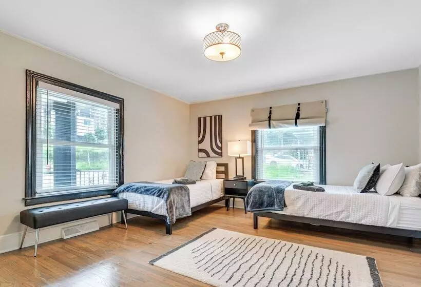 Chic Durham Home W/ Game Room: Walk To Downtown!