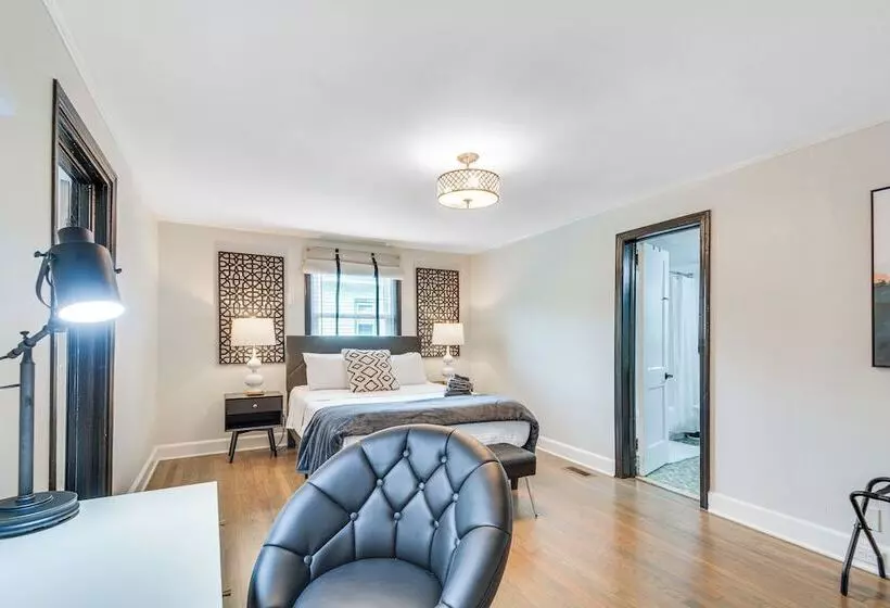 Chic Durham Home W/ Game Room: Walk To Downtown!