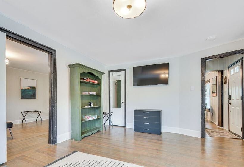 Chic Durham Home W/ Game Room: Walk To Downtown!