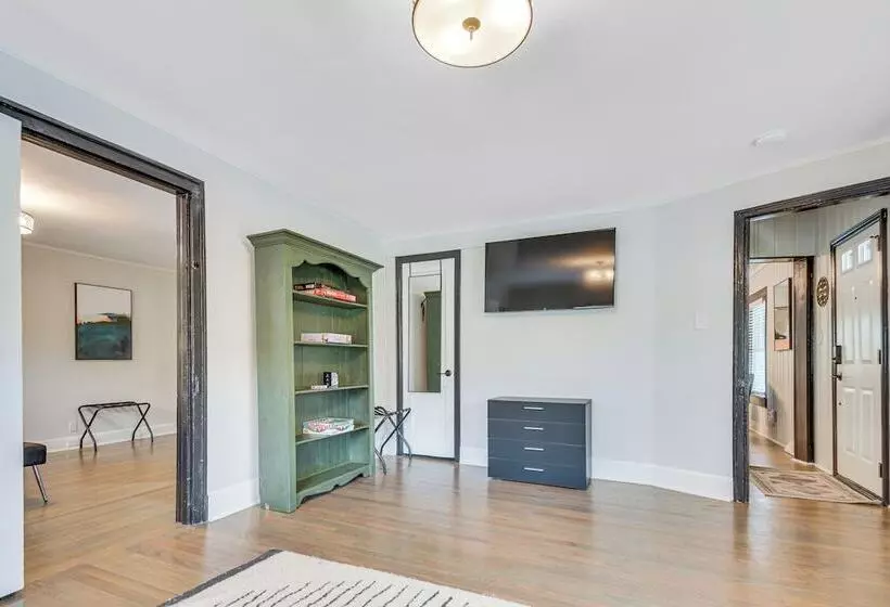 Chic Durham Home W/ Game Room: Walk To Downtown!