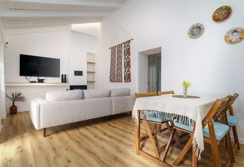 Cottage In Aljezur  2 Bed Ensuite Casinha Da Ivone