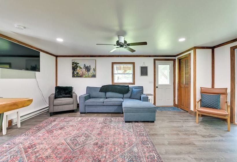 Cozy Catskills Cabin   12 Mi To Windham Mountain!