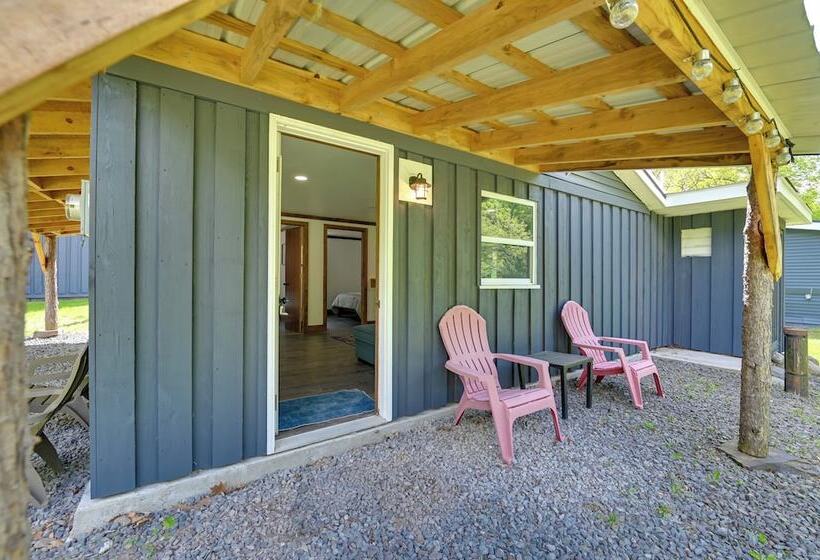 Cozy Catskills Cabin   12 Mi To Windham Mountain!