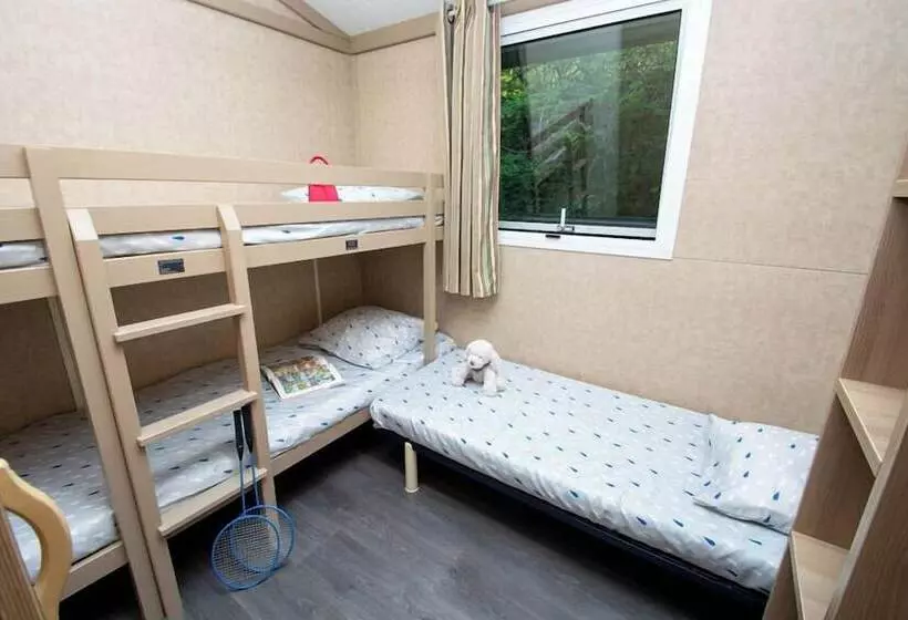 ホテル Camping Le Luberon