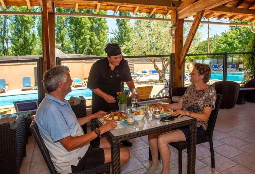 فندق Camping Le Luberon