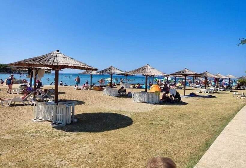 هتل Mobile Home Mia