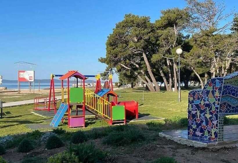 هتل Mobile Home Mia