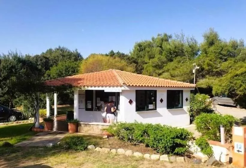 ホテル Happy Camp Mobile Homes In Camping Village Baia Paradiso