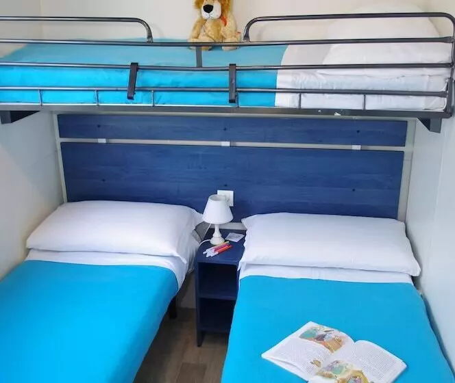 ホテル Happy Camp Mobile Homes In Camping Village Baia Paradiso