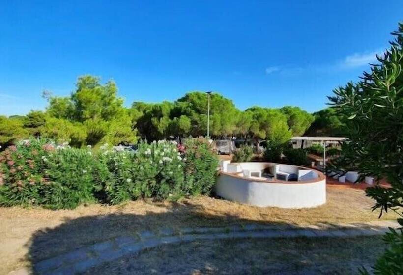 Отель Happy Camp Mobile Homes In Camping Village Baia Paradiso