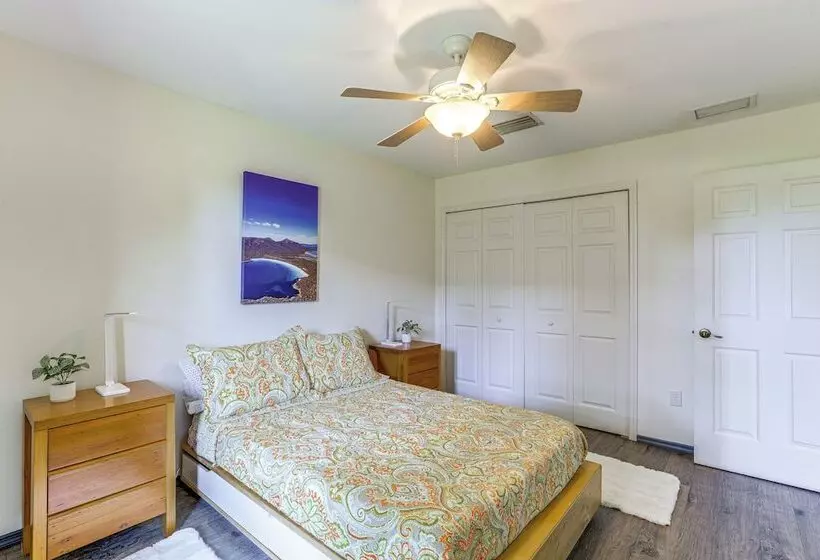 Idyllic Anthony Home: Riding Arena W/ Mirror Wall!