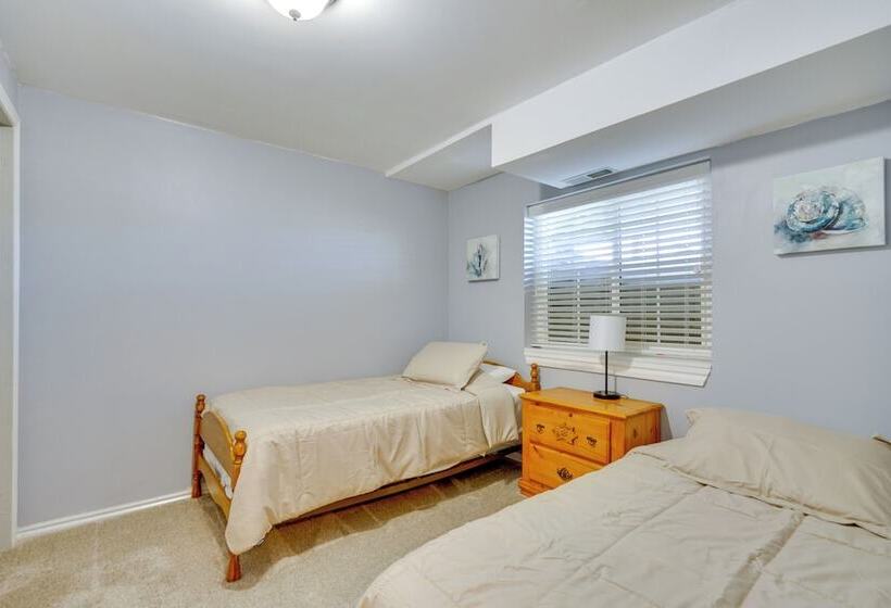 Lakefront Utah Home W/ Private Beach, Dock & Canoe