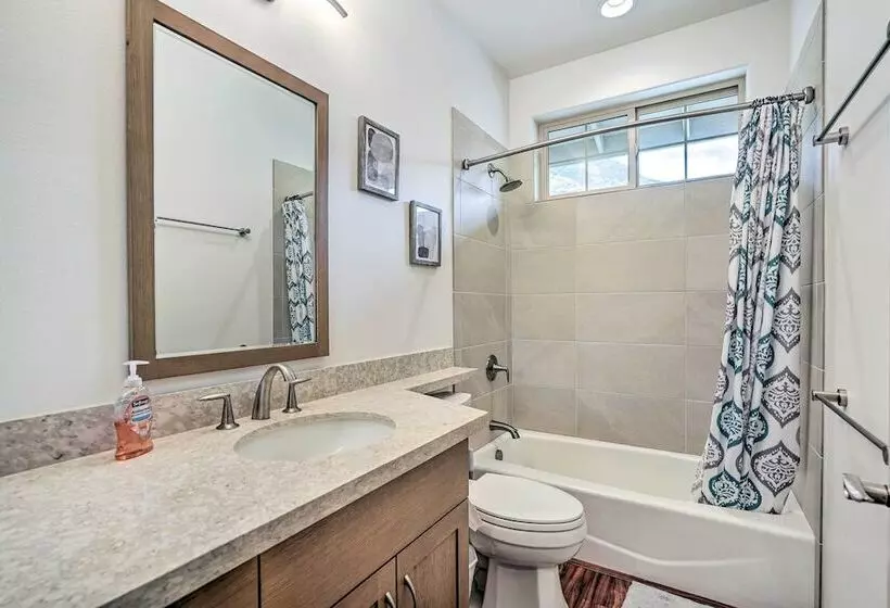 Modern Waianae Home W/ Mountain & Valley View