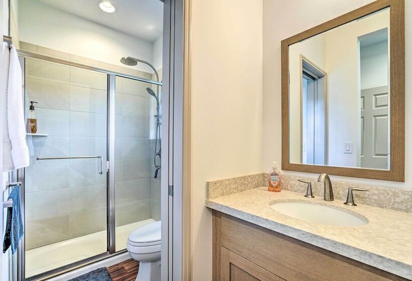 Modern Waianae Home W/ Mountain & Valley View