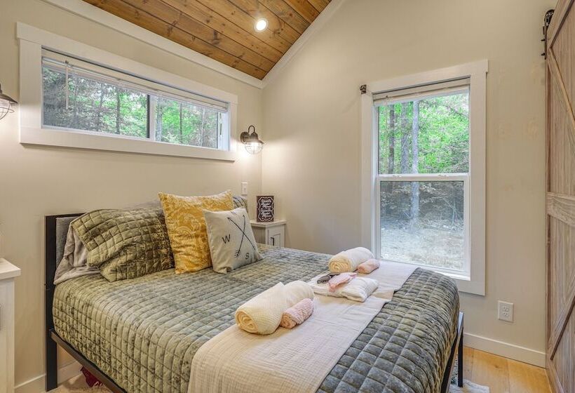 Monteagle Cabin W/ Swim Spa, Sauna & Fire Pit!