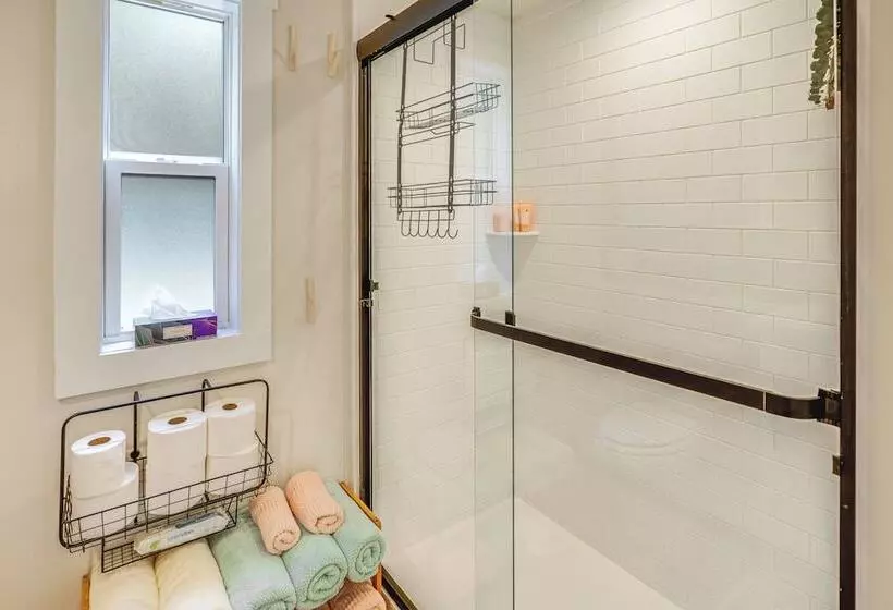 Monteagle Cabin W/ Swim Spa, Sauna & Fire Pit!