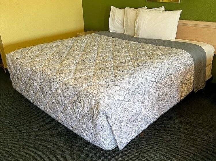 מוטל Antler S Inn