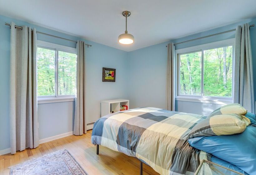 11 Mi To Powder Ridge Mountain: Connecticut Home