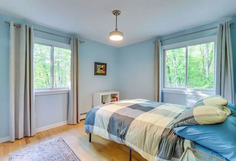 11 Mi To Powder Ridge Mountain: Connecticut Home