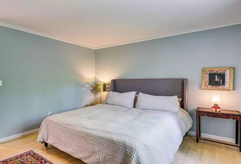 11 Mi To Powder Ridge Mountain: Connecticut Home