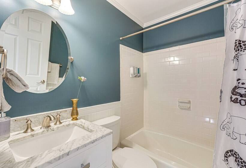 11 Mi To Powder Ridge Mountain: Connecticut Home