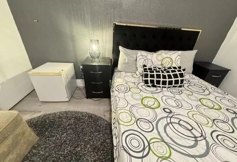 レジデンス Sheffield House Sleeps 5 Parking Garden