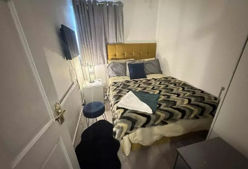 レジデンス Sheffield House Sleeps 5 Parking Garden