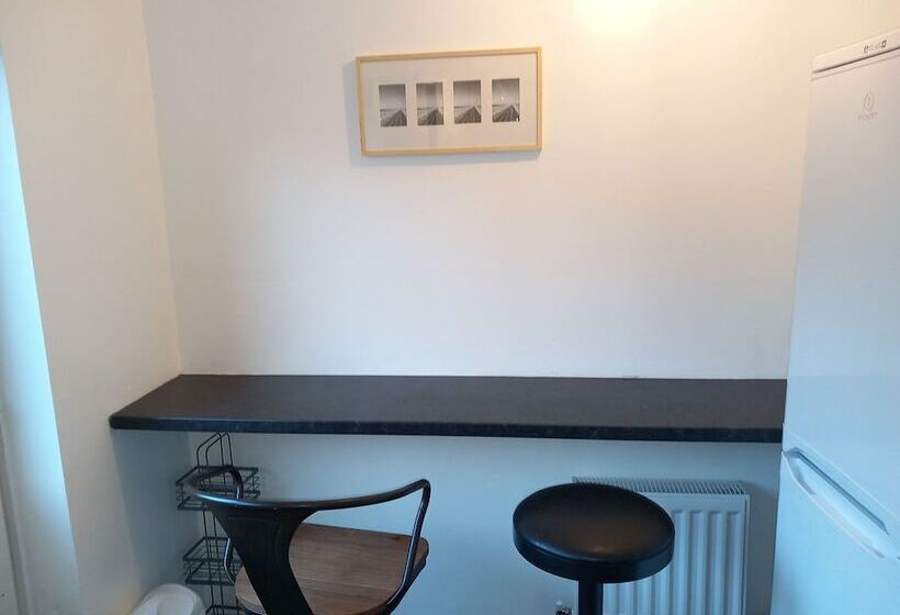 Резиденция Lovely 2 Bed House In Sunderland