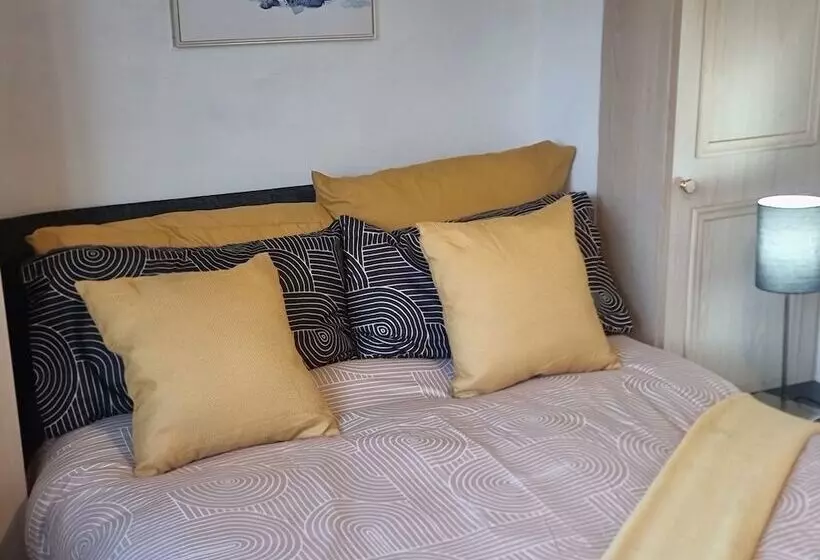 Residenssi Lovely 2 Bed House In Sunderland