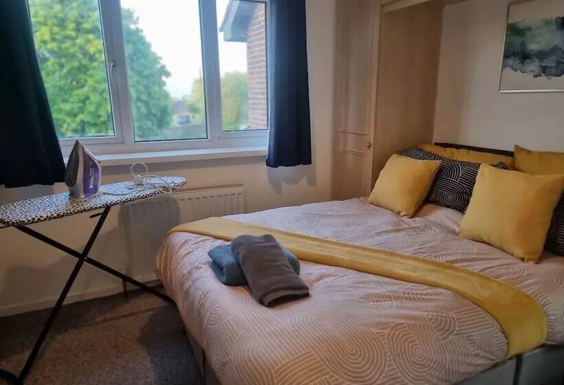 Residenssi Lovely 2 Bed House In Sunderland