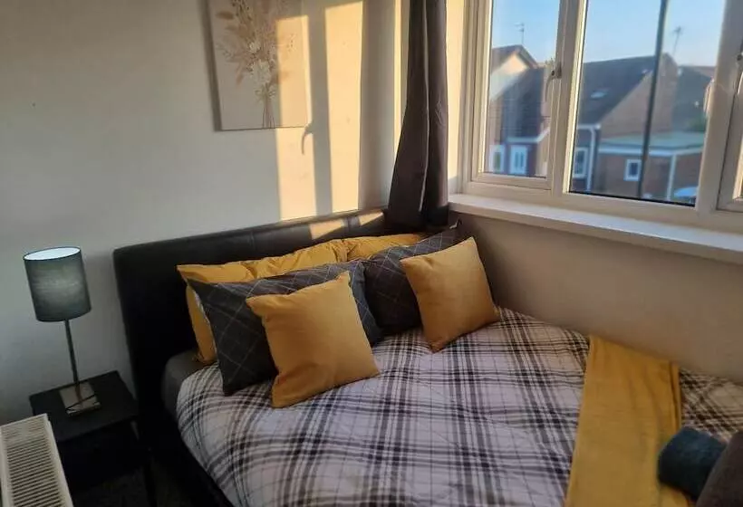 Residenssi Lovely 2 Bed House In Sunderland