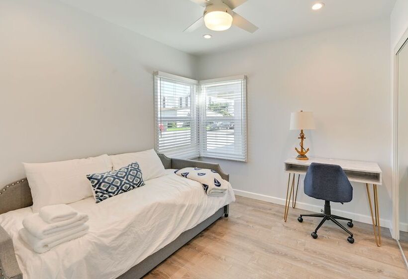 San Diego Cottage W/ Private Patio: 2 Mi To Beach!