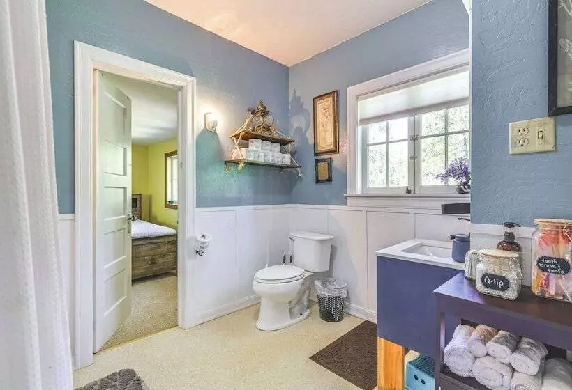 On Site River Access: Quiet Home In Wilseyville!