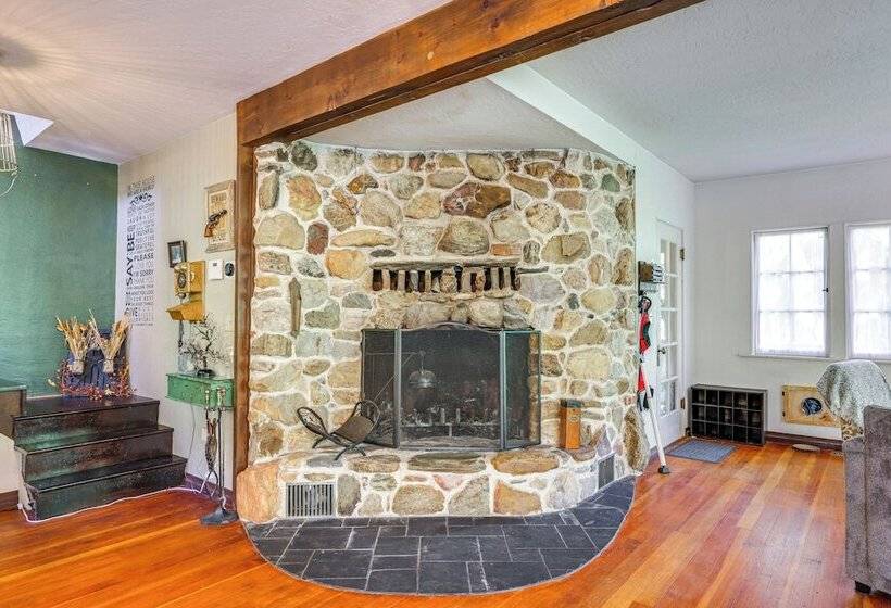 On Site River Access: Quiet Home In Wilseyville!