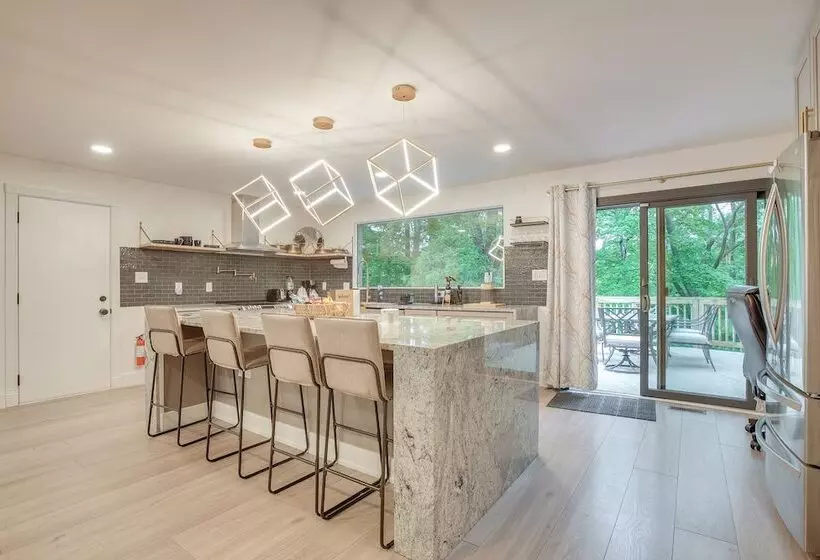 Spacious Riverfront Delaware Home W/ Views