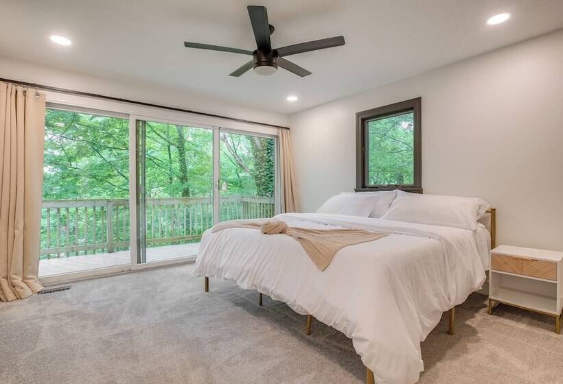 Spacious Riverfront Delaware Home W/ Views