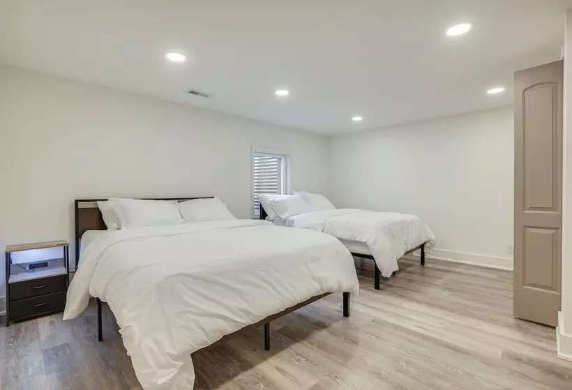 Spacious Riverfront Delaware Home W/ Views