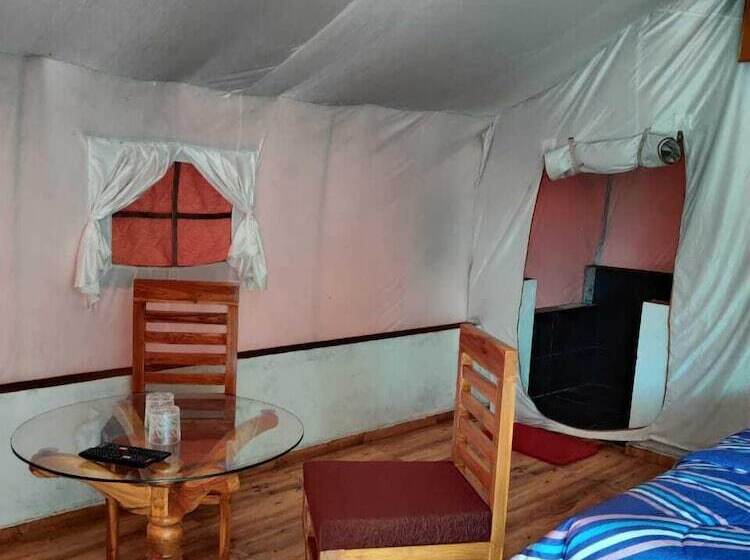 Twin Mountain Resort