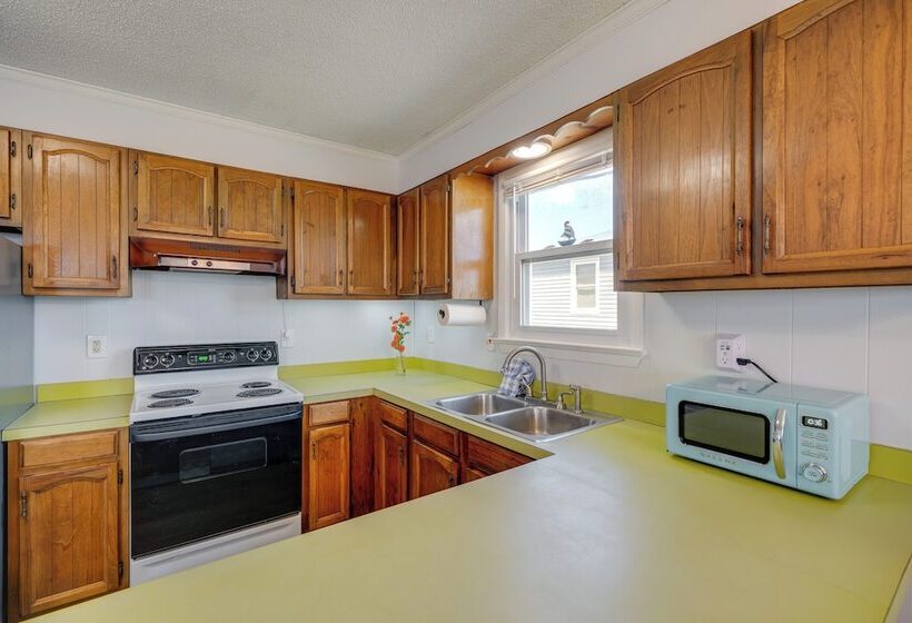 Updated Kitty Hawk Semi Oceanfront W/ Ocean Views