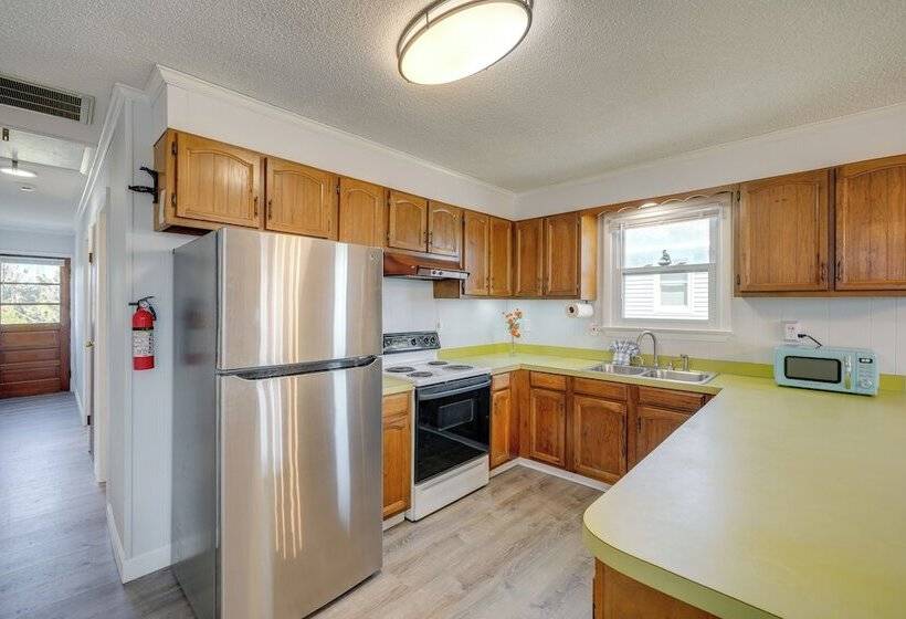 Updated Kitty Hawk Semi Oceanfront W/ Ocean Views