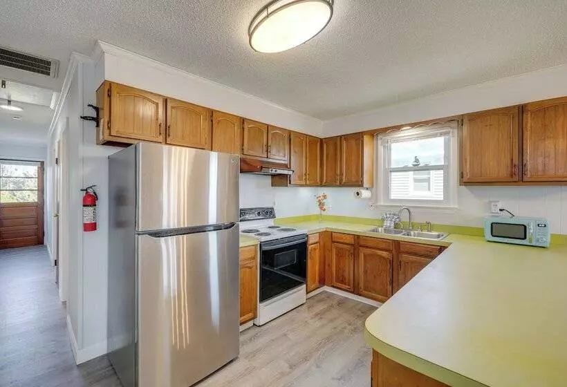Updated Kitty Hawk Semi Oceanfront W/ Ocean Views