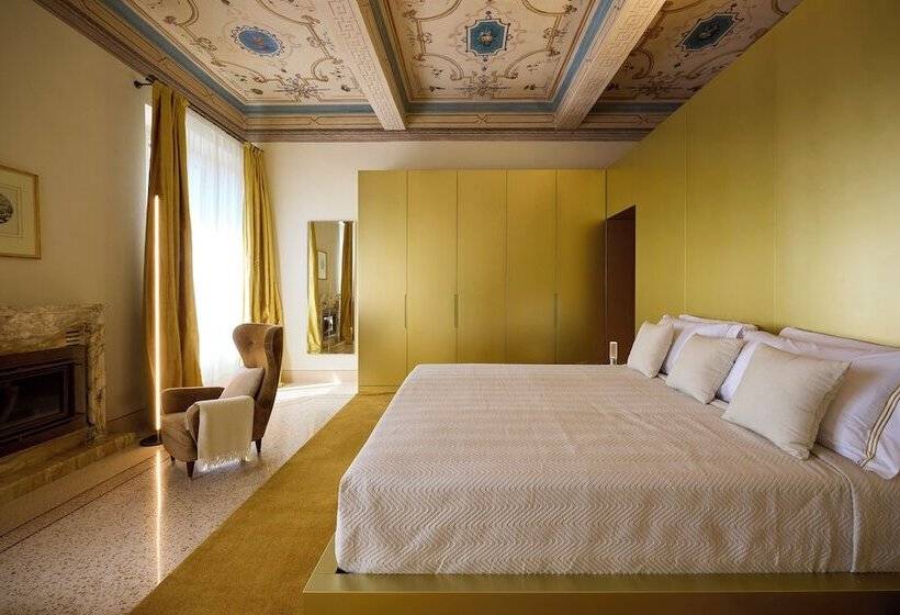 تختخواب و صبحانه Gironda