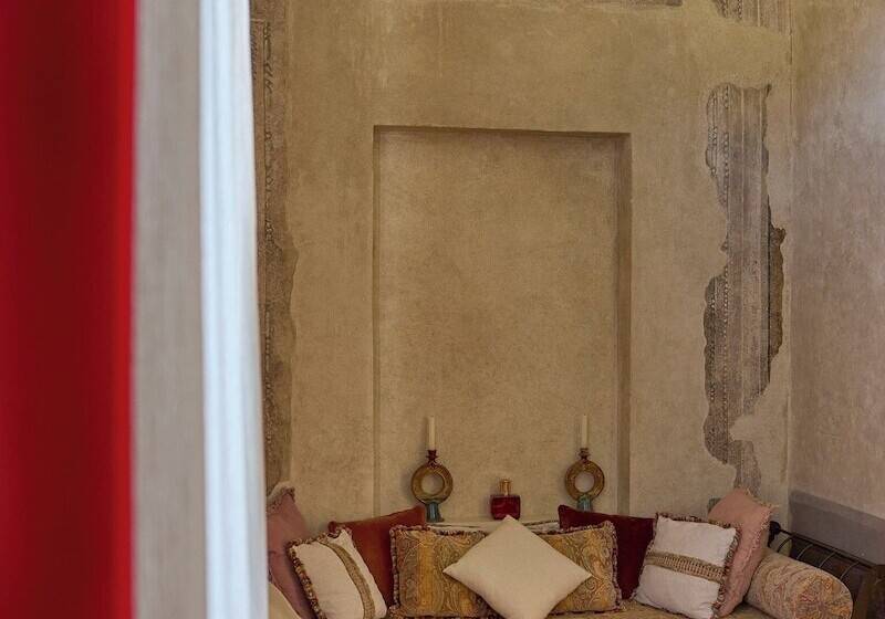 تختخواب و صبحانه Gironda