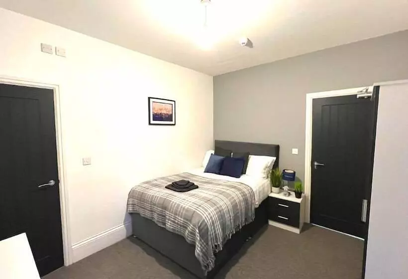 Chantry Suites By Sa Stays