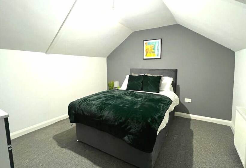 Chantry Suites By Sa Stays