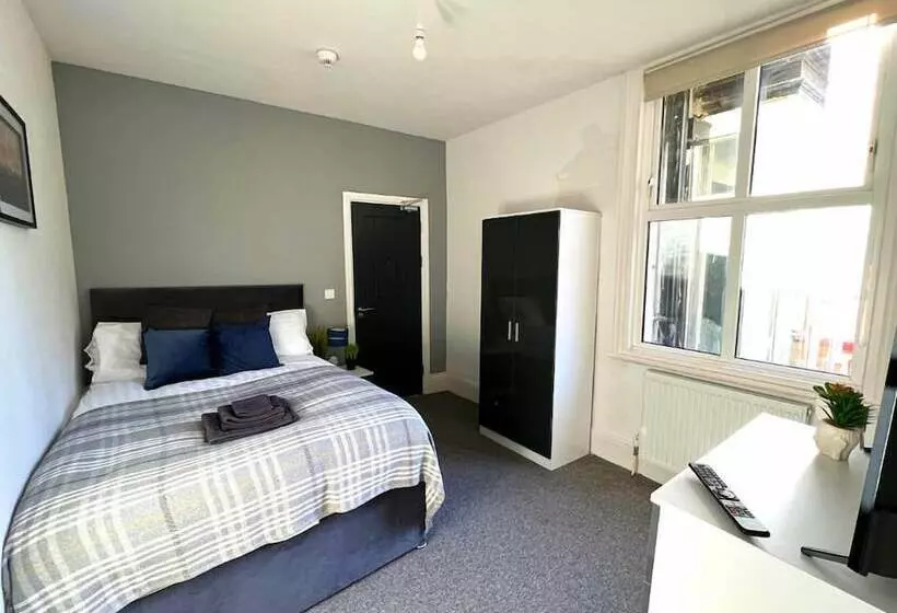 Chantry Suites By Sa Stays