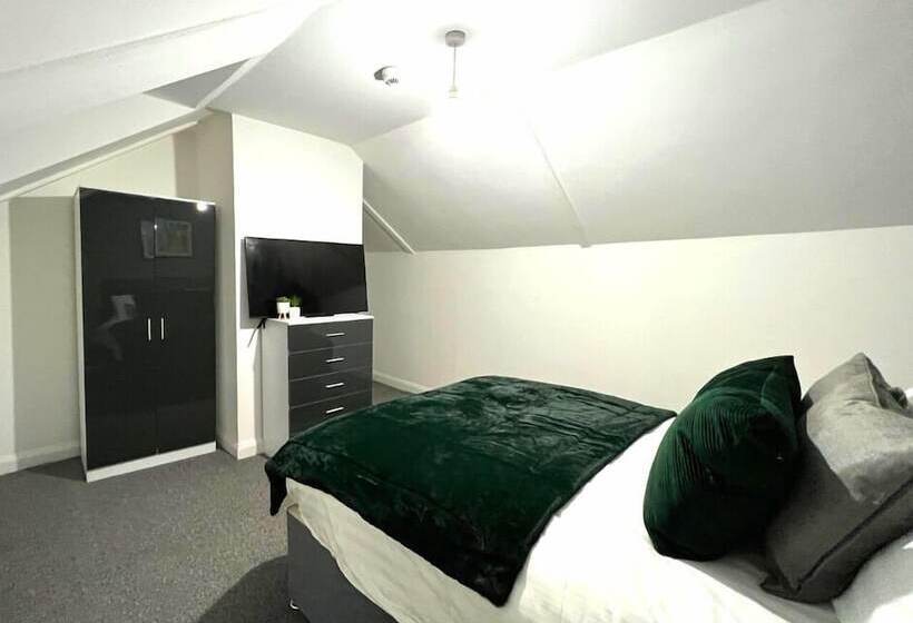 Chantry Suites By Sa Stays