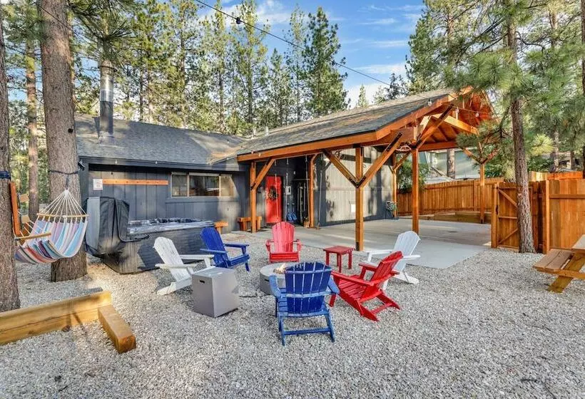 Elmwood Place #2218