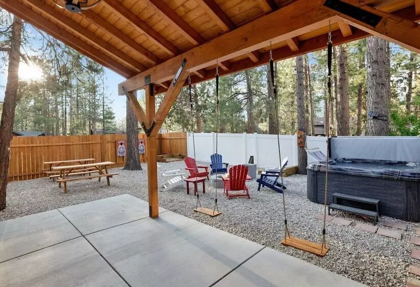 Elmwood Place #2218