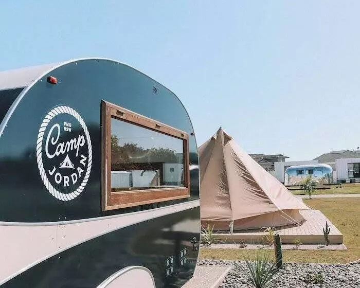 ホテル Camp Jordan